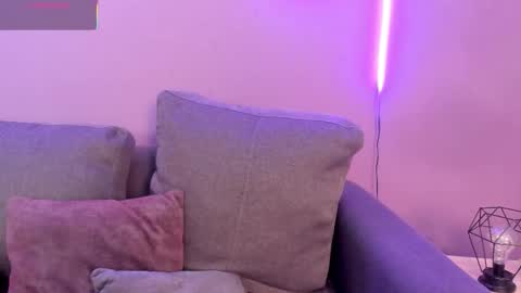 Snapshot of lana__beaux chatting on September 28, 2025, 5:51 pm    online show from September 28, 2025, 5:51 pm