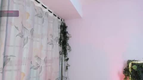 Snapshot of lana__beaux chatting on March 3, 2026, 8:26 pm online show from March 3, 2026, 8:26 pm