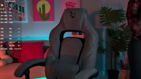 just call me Lana  and her security online show from November 14, 2025, 9:30 am