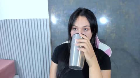 Snapshot of lana_boomer chatting on December 17, 2025, 8:48 pm Lana online show from December 17, 2025, 8:48 pm