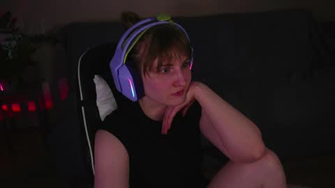 Kay online show from May 5, 2026, 6:49 pm
