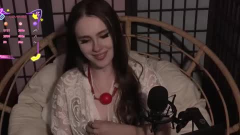 lana_del_ray_ online show from September 10, 2025, 8:36 am