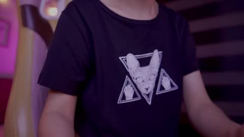 Snapshot of lana_dreams_ chatting on October 11, 2025, 12:10 am Lana online show from October 11, 2025, 12:10 am