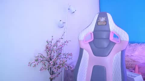 Lana online show from March 26, 2026, 12:50 am