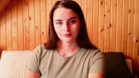 Snapshot of lana_gl chatting on April 5, 2026, 6:21 am lana_gl online show from April 5, 2026, 6:21 am