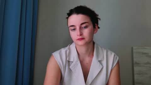 Snapshot of lana_gl chatting on June 16, 2026, 8:28 am lana_gl online show from June 16, 2026, 8:28 am