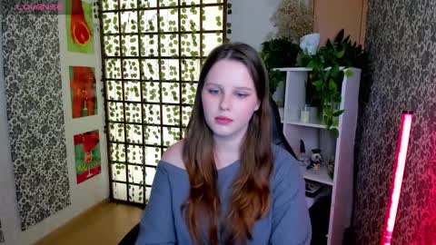 Snapshot of lana_moon__ chatting on October 18, 2025, 8:59 am Lana online show from October 18, 2025, 8:59 am