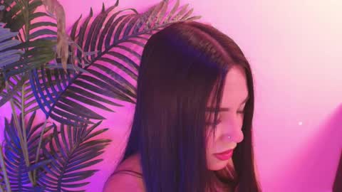 LANA online show from May 13, 2026, 4:43 am