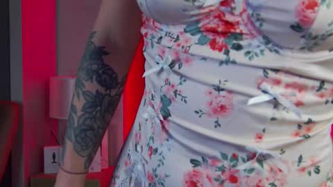 Lana online show from February 3, 2026, 5:38 am