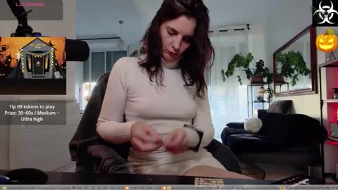 Snapshot of lana_the_virus chatting on October 27, 2025, 2:32 pm Lana The Virus online show from October 27, 2025, 2:32 pm