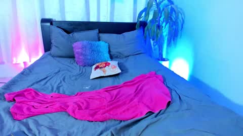 emma online show from February 19, 2025, 1:29 am