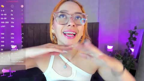 Snapshot of lanaamills chatting on October 10, 2025, 5:17 am Lana online show from October 10, 2025, 5:17 am