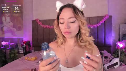 Lana online show from May 7, 2026, 6:19 am