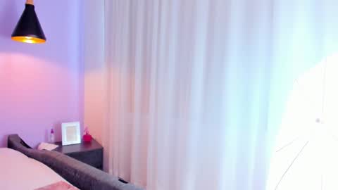 Lana Blake online show from March 20, 2026, 5:29 pm