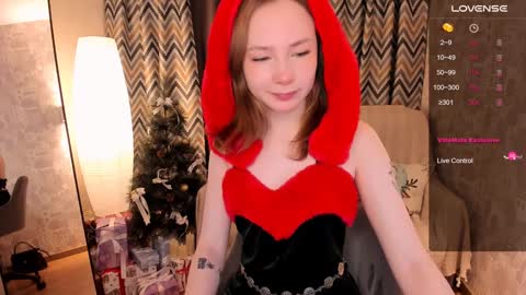 Lana online show from December 22, 2024, 7:11 am