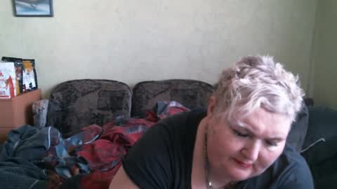 Snapshot of lanacat555 chatting on March 9, 2025, 9:24 am lanacat555 online show from March 9, 2025, 9:24 am