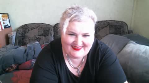 Snapshot of lanacat555 chatting on March 11, 2025, 1:45 pm lanacat555 online show from March 11, 2025, 1:45 pm