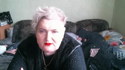 lanacat555 online show from November 13, 2025, 12:15 pm