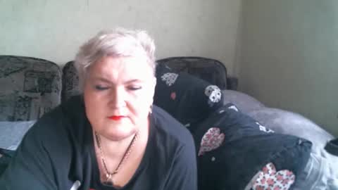 lanacat555 online show from March 31, 2026, 4:57 am