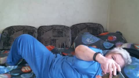 lanacat555 online show from April 23, 2026, 12:29 pm