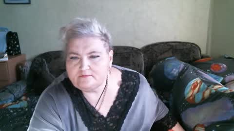 lanacat555 online show from April 28, 2026, 2:27 am