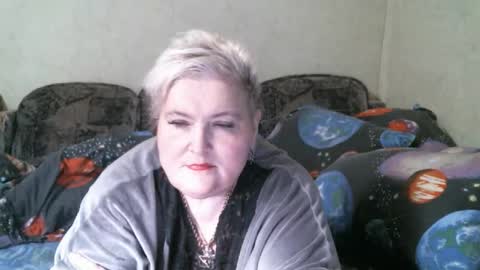 lanacat555 online show from April 30, 2026, 9:41 pm