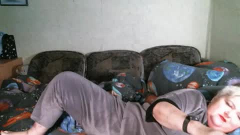 lanacat555 online show from May 1, 2026, 10:58 pm