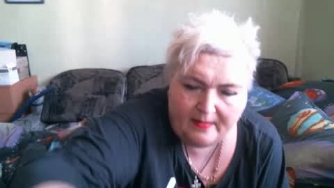 lanacat555 online show from May 4, 2026, 7:26 am