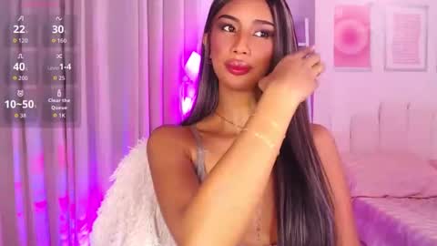 Snapshot of lanadel_hilton chatting on September 23, 2025, 12:35 am Lana online show from September 23, 2025, 12:35 am