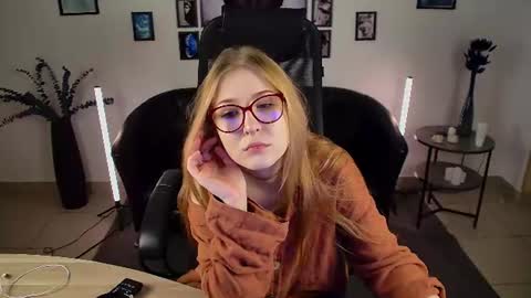 lana online show from June 14, 2026, 10:28 am