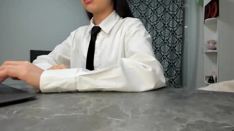 Snapshot of lanalandd chatting on December 9, 2024, 10:30 pm Lana online show from December 9, 2024, 10:30 pm