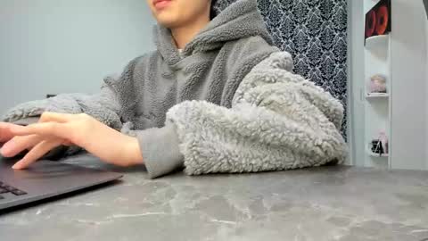 Snapshot of lanalandd chatting on December 13, 2024, 3:21 pm Lana online show from December 13, 2024, 3:21 pm