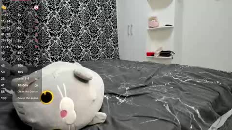 Snapshot of lanalandd chatting on January 29, 2025, 8:04 pm Lana online show from January 29, 2025, 8:04 pm