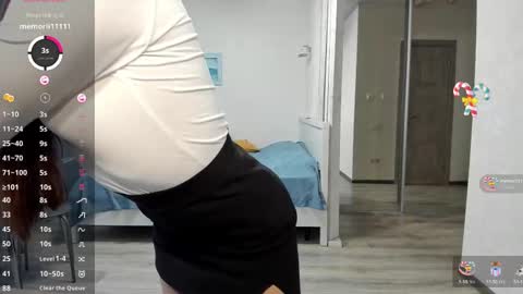 Snapshot of lanalandd chatting on March 5, 2025, 1:17 pm Lana online show from March 5, 2025, 1:17 pm