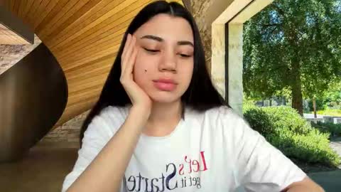 Snapshot of lanalandd chatting on September 11, 2025, 10:04 am Lana online show from September 11, 2025, 10:04 am