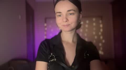 Lana online show from September 14, 2025, 11:37 pm