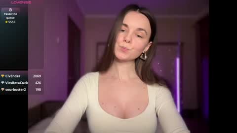 Lana online show from June 24, 2026, 6:40 pm