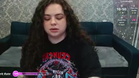 LanaRoub online show from May 9, 2026, 3:23 am