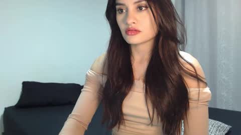 Snapshot of lanawinters1 chatting on April 18, 2026, 3:43 am lanawinters1 online show from April 18, 2026, 3:43 am