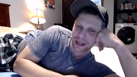 Lance online show from February 19, 2026, 12:06 am