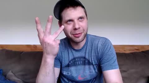 Lance online show from April 22, 2026, 11:06 pm