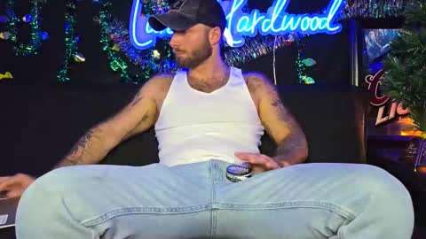 LANCE online show from November 10, 2025, 1:15 am