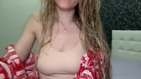 langoria online show from January 30, 2025, 10:51 pm