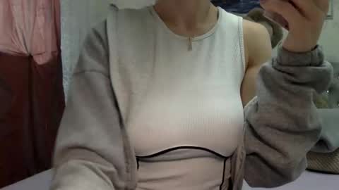 Snapshot of langoria chatting on October 5, 2025, 1:53 pm langoria online show from October 5, 2025, 1:53 pm