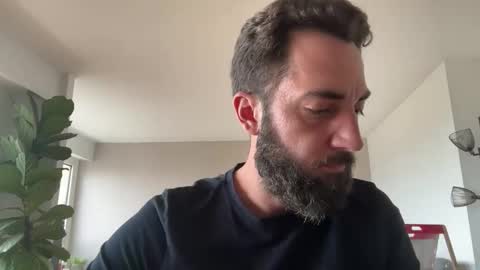 Lanimal online show from October 21, 2025, 2:07 pm