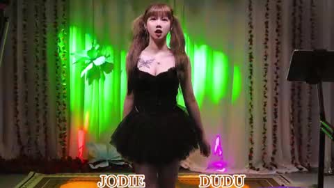 Snapshot of lankwaifong_cindy chatting on July 1, 2026, 3:08 am lankwaifong_cindy online show from July 1, 2026, 3:08 am