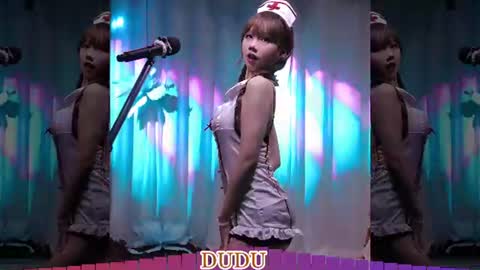 Snapshot of lankwaifong_cindy chatting on August 3, 2026, 10:43 am lankwaifong_cindy online show from August 3, 2026, 10:43 am