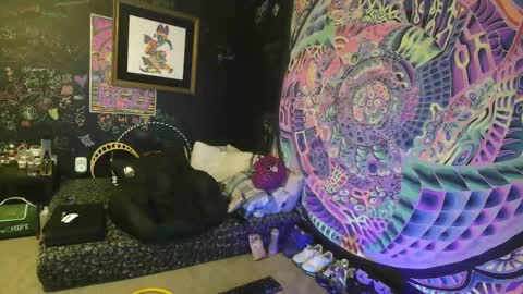 Snapshot of lankyasain23 chatting on January 24, 2025, 6:35 am LankyOne online show from January 24, 2025, 6:35 am