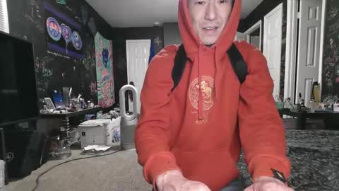 Snapshot of lankyasain23 chatting on February 25, 2025, 2:36 am LankyOne online show from February 25, 2025, 2:36 am