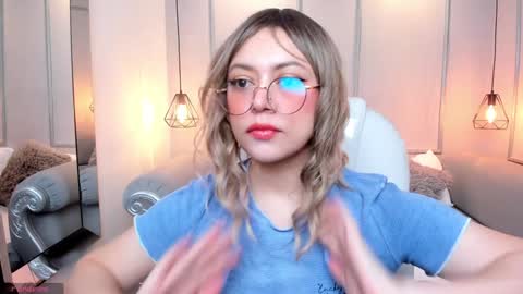 Lanna online show from December 30, 2024, 11:48 am